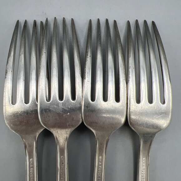 4 Dinner Forks WM A Rogers EVERLASTING A1 Plus Oneida 1940's Georgian Silverware - Picture 12 of 12